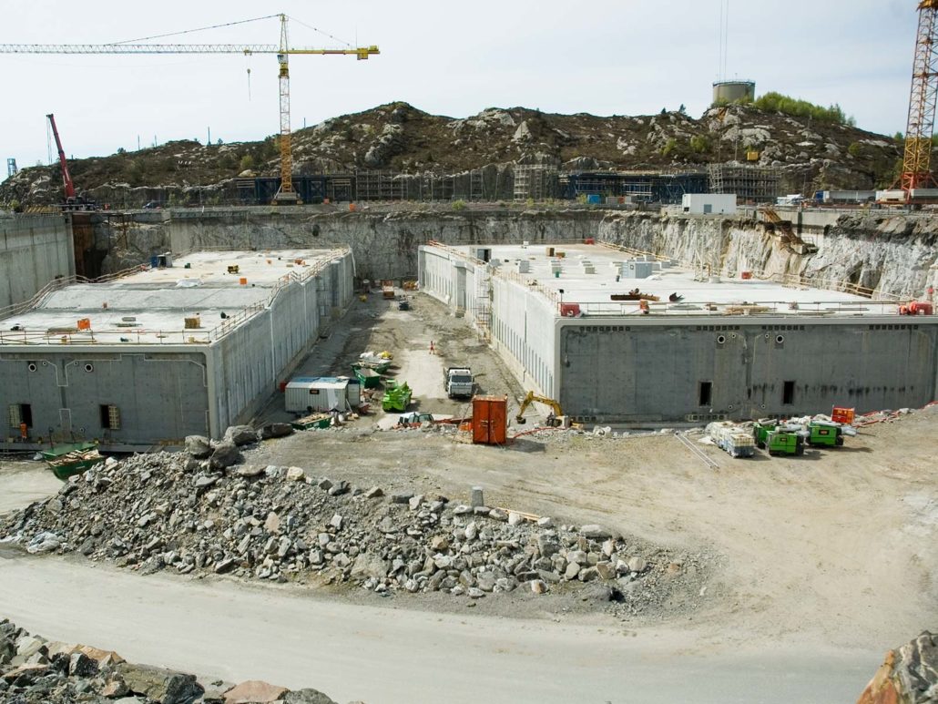 hrc-projects-concrete elements for Bjorvika immersed tunnel in construction dock